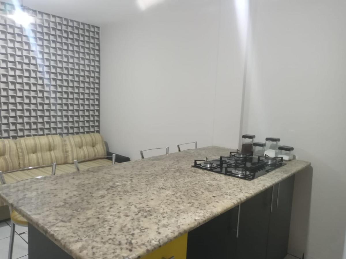 Elegante Apartamento No Centro De Curitiba Exterior foto